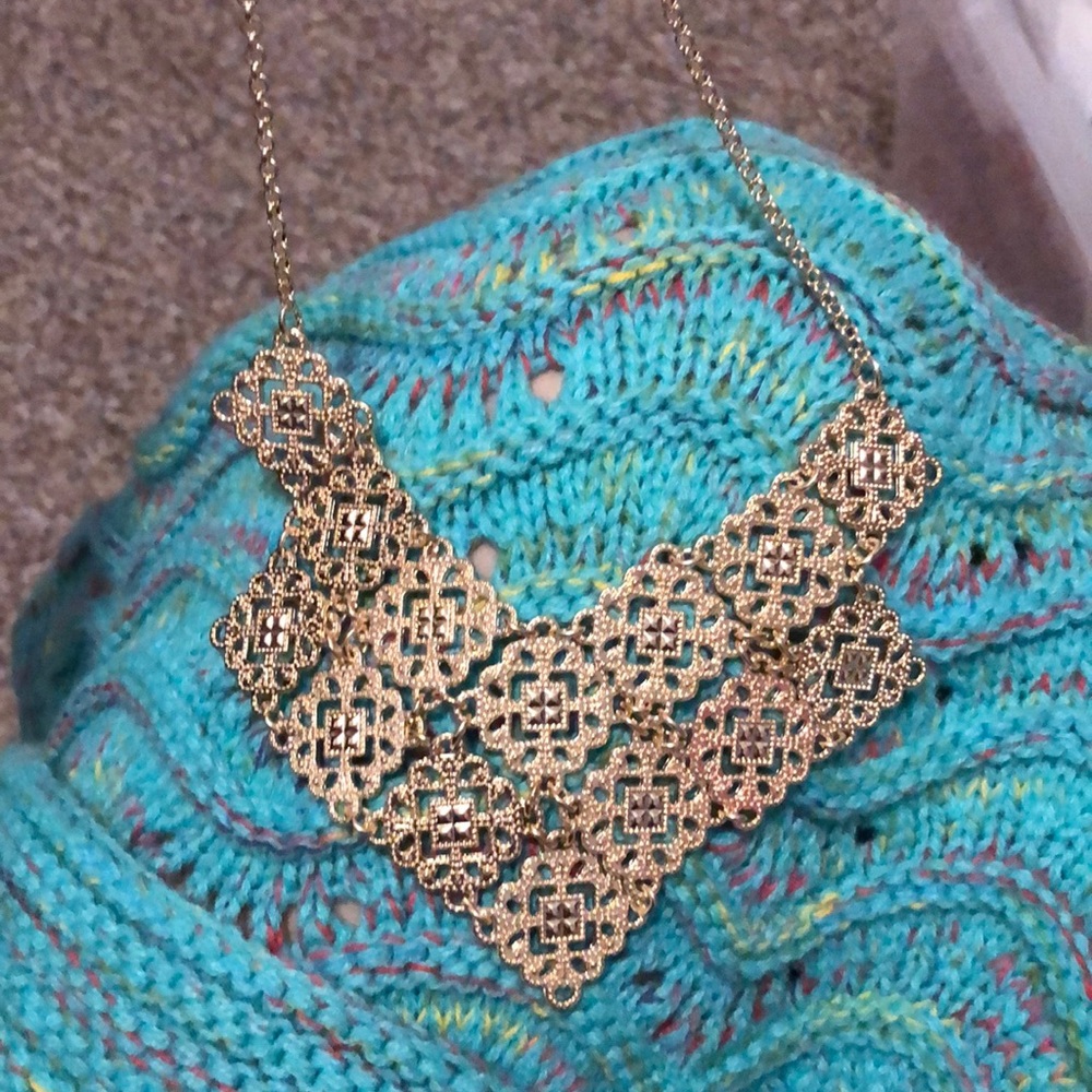 statement necklace